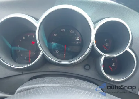 2006 Toyota Matrix Xr z USA, uszkodzony, nr VIN 2T1LR32E06C553677